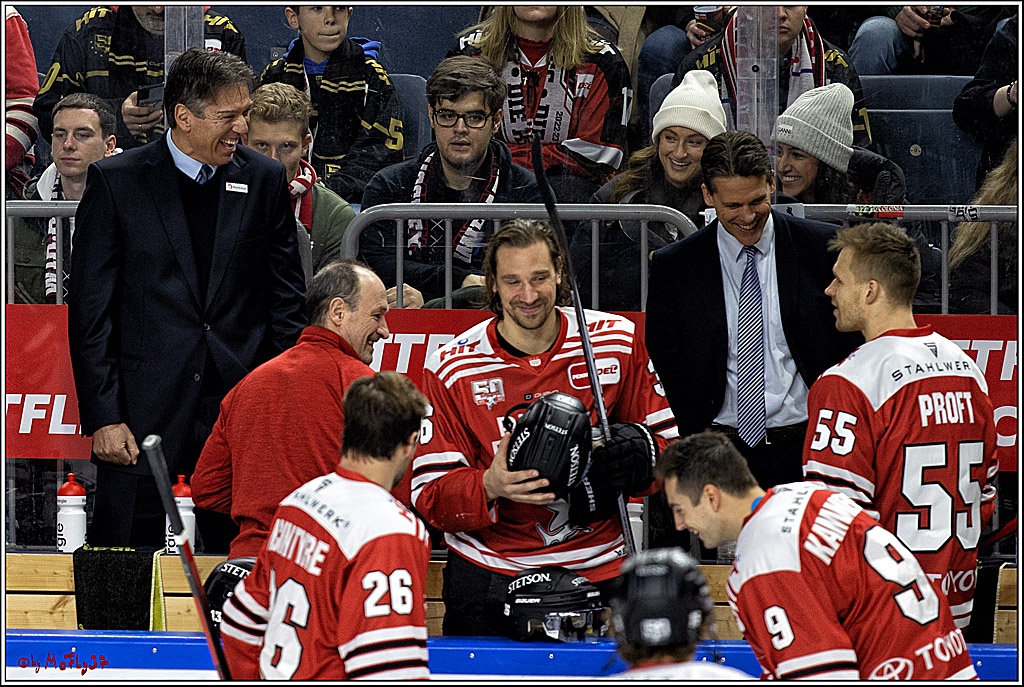PENNY DEL;  Kölner Haie - Löwen Frankfurt; Köln, 01.12.2022